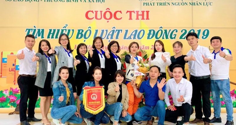 Hanoi Plastics won the prize at Learning the Labor Law 2019 competion