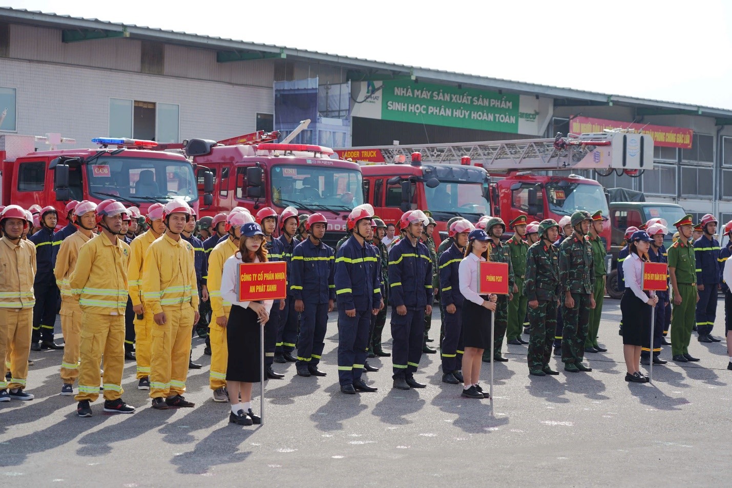 Hoàn thành diễn tập phương án chữa cháy và cứu nạn, cứu hộ cấp tỉnh Hải Dương năm 2024 tại Nhà máy Nhựa An Phát Xanh