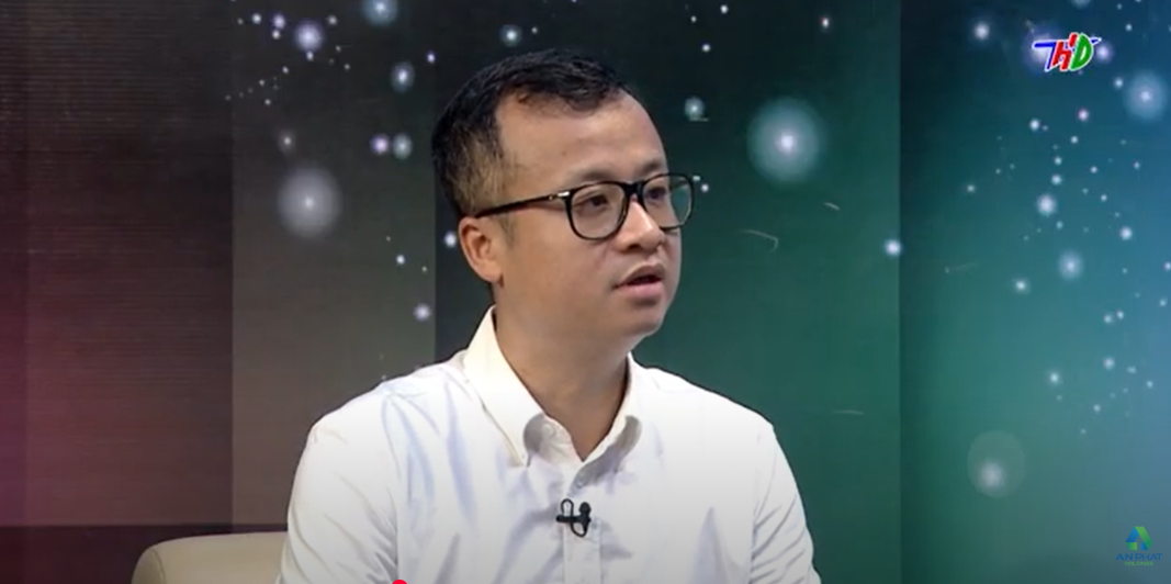 Chủ tịch Nhựa An Phát Xanh tham gia Tọa đàm "Chung tay giải quyết rác thải nhựa"