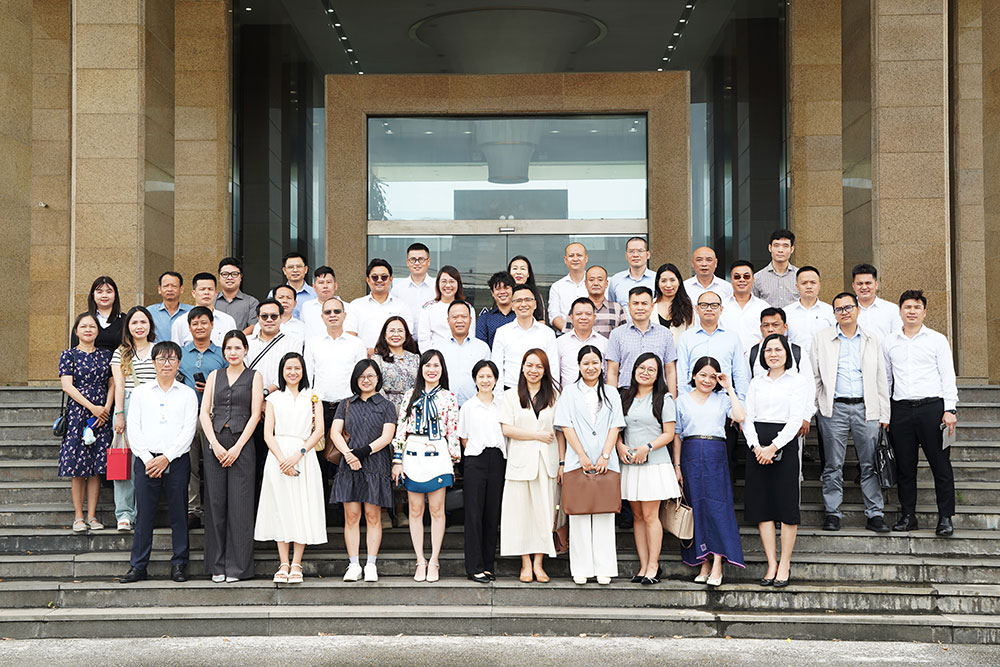 Chuyến thăm và làm việc hứa hẹn mở ra những cơ hội kết nối và hợp tác giữa các doanh nghiệp Nhựa Việt Nam trong tương lai.